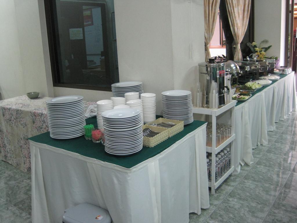 P Park Residence Charansanitwong Bangkok Luaran gambar