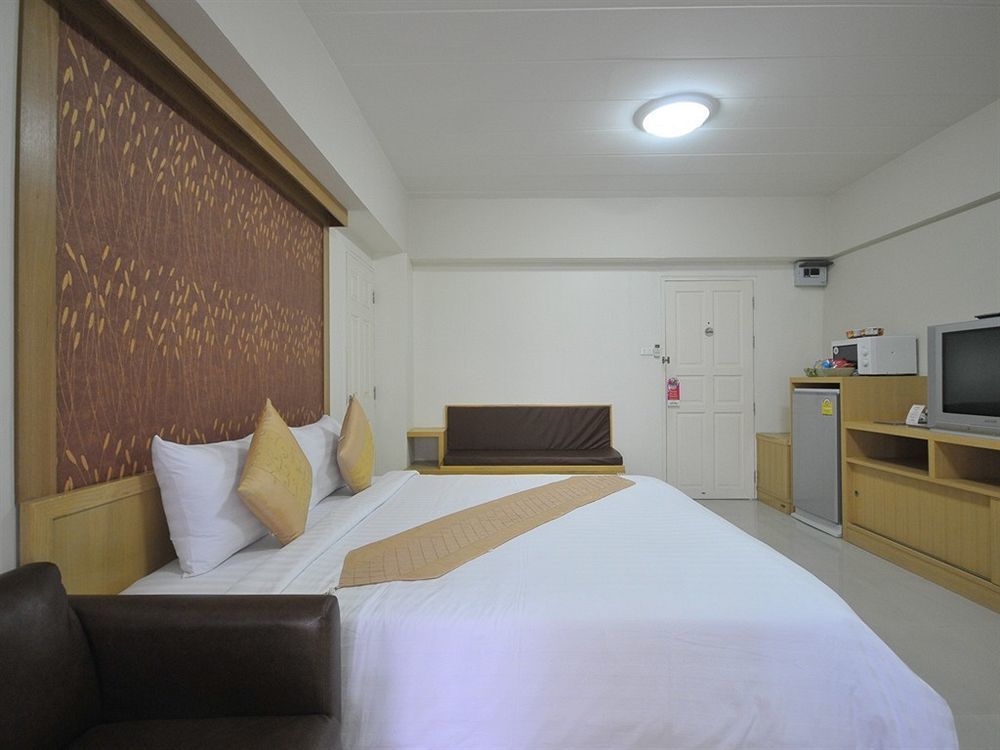 P Park Residence Charansanitwong Bangkok Luaran gambar