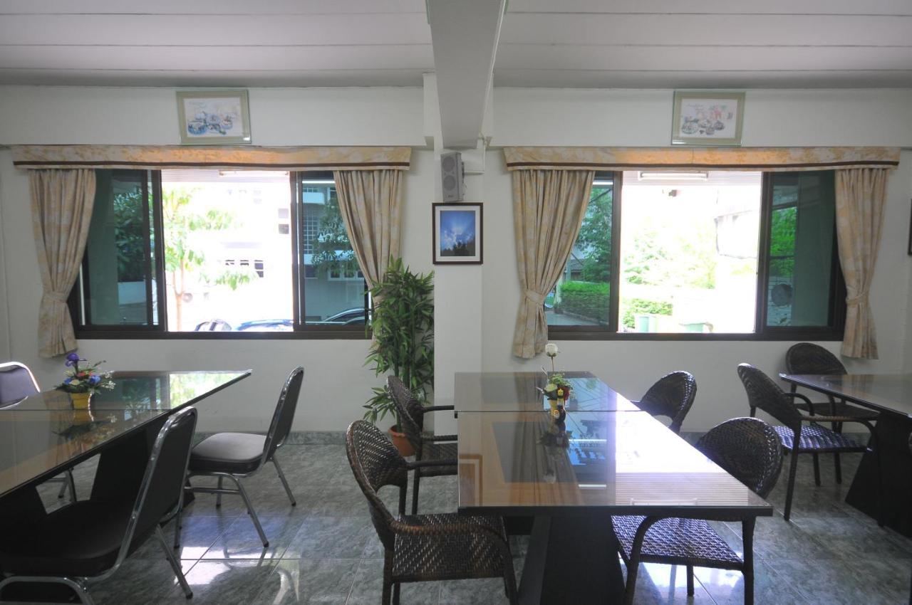 P Park Residence Charansanitwong Bangkok Luaran gambar
