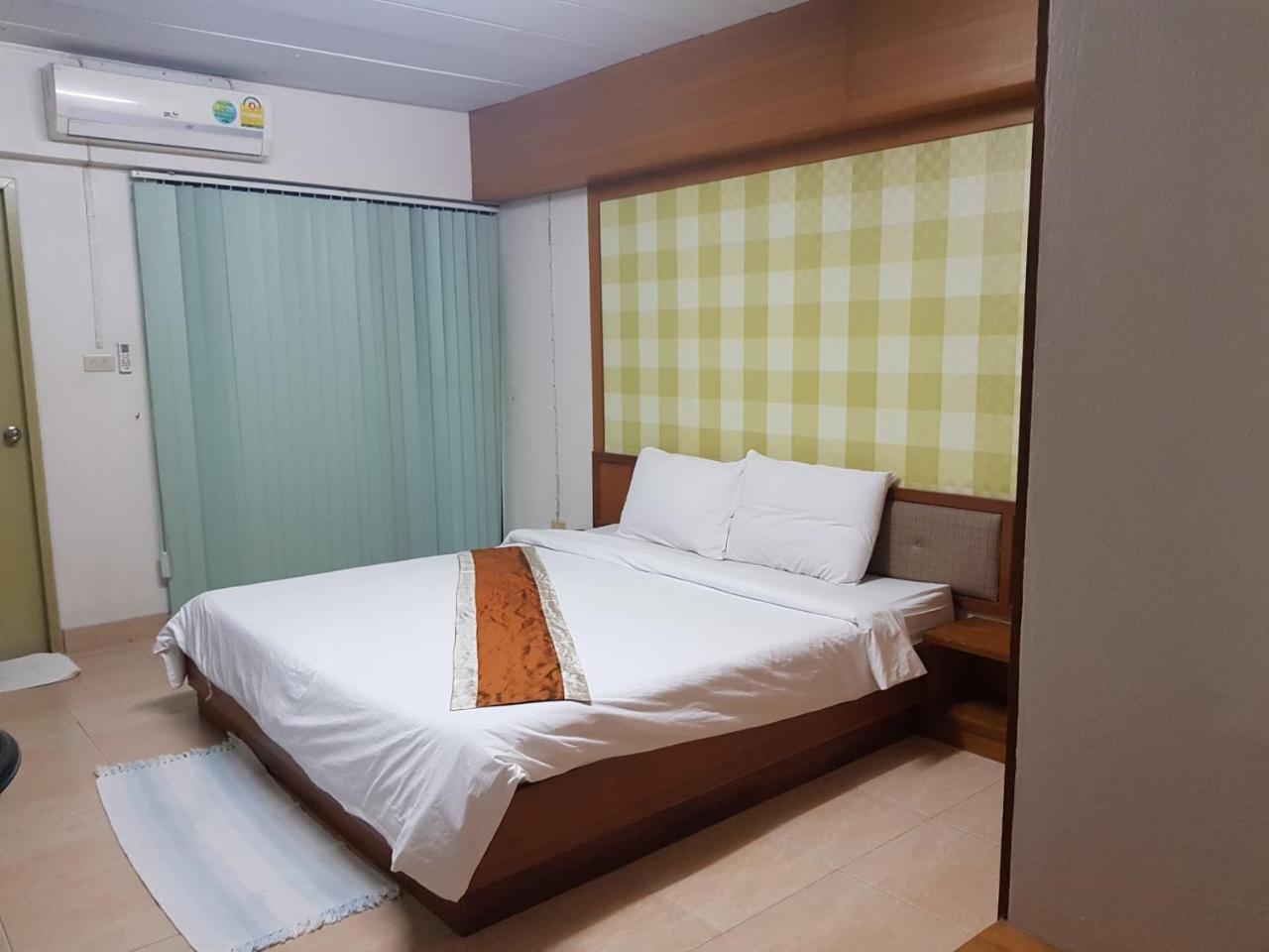 P Park Residence Charansanitwong Bangkok Luaran gambar