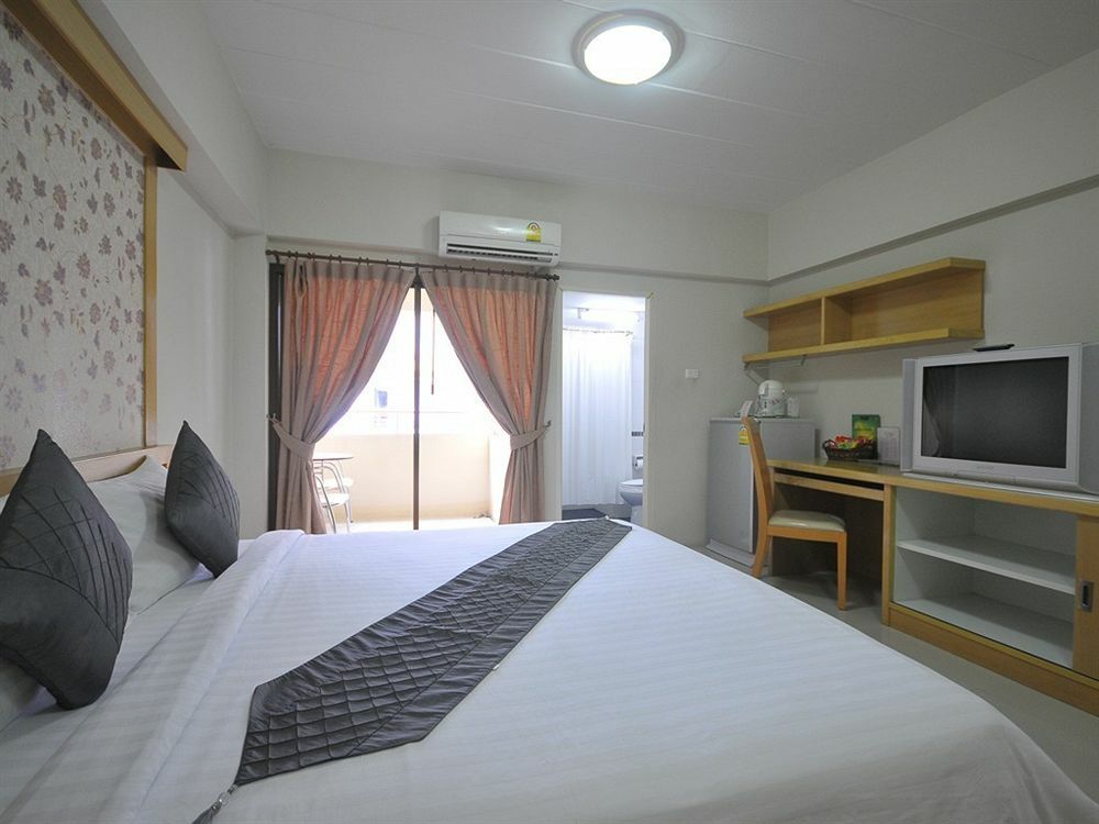 P Park Residence Charansanitwong Bangkok Luaran gambar