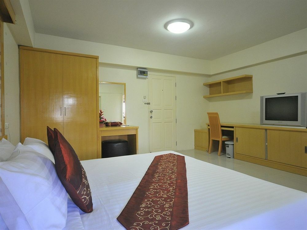 P Park Residence Charansanitwong Bangkok Luaran gambar
